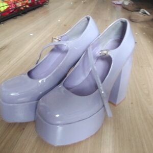 Elegant Lavender Platform Mary Jane Heels